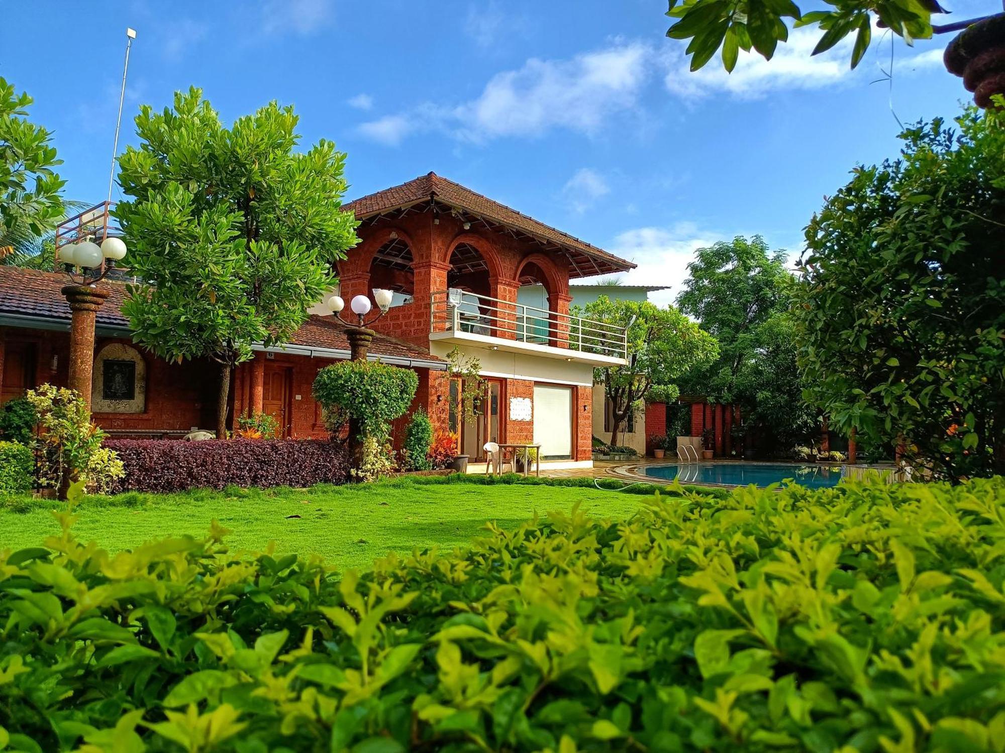 Red Stone Resort Alībāg Zewnętrze zdjęcie